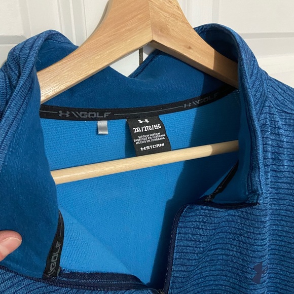 Under Armour Men’s Blue Stripped Long Sleeve Fleece Pullover - Picture 2 of 6